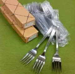 Item thumbnail for item 9dc7719e-3b0f-4633-afaf-69653854e39c