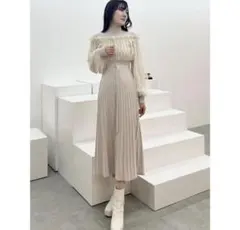 【MERCURYDUO】異素材ドッキングオフショルニットワンピース