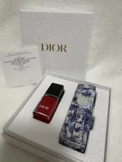 Dior クリスタル会員バースデーギフト　ネイルポリッシュ＆リップスティック