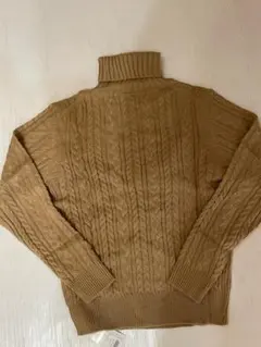 ブラウニースタンダード ベージュ ケーブル編み ニットセーター L