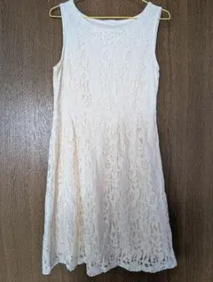 アイボリー レース ノースリーブ ワンピース