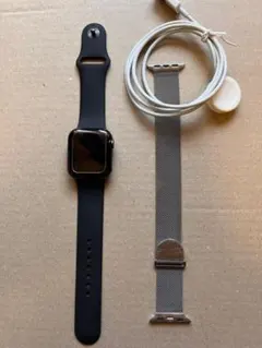良品 バッテリ100% Apple Watch Series 4 GPS+LTE