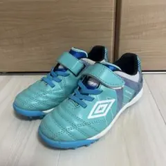 Umbro サッカーシューズ ターコイズ　18センチ