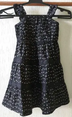 夏先取りセール　コムサ　黒花柄ワンピース90cm