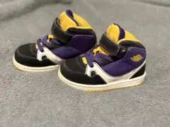 NIKE AIRJORDAN1 エアジョーダン紫黄　13cm