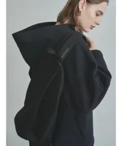 emmi atelier ボディバックパックのサムネイル