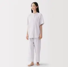 無印良品　脇に縫い目のない　薄手ガーゼ五分袖パジャマ 婦人Ｍラベンダーストライプのサムネイル