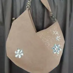 Item thumbnail for item 0a753d66-db6f-47ed-8d48-1cce800250cd