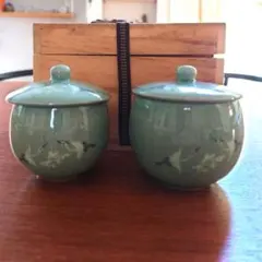 青磁器 蓋付き湯飲み 2個セット