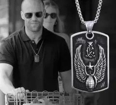 ♥️残りわずか♥️ネックレス　メンズ　海外　シルバー　おしゃれ　大人気商品