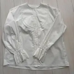 2026年最新】yori ブラウス スカラップの人気アイテム - メルカリ