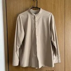 NANO UNIVERSE ベージュボタン付きシャツ