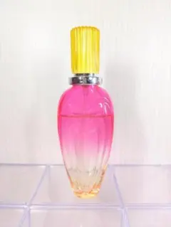 ESCADA エスカーダ ロッキンリオ オードトワレ 30mL - メルカリ