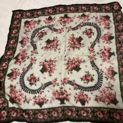 ストール　花柄　正方形　冬物