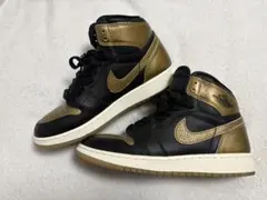 Nike Air Jordan 1 ブラック/ゴールド