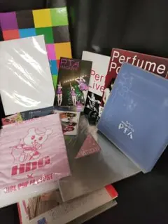 【匿名配送】Perfume　パンフレット　写真集　13冊　まとめ売り 匿名配送】Perfume パンフレット 写真集 13冊 まとめ売り 匿名配送