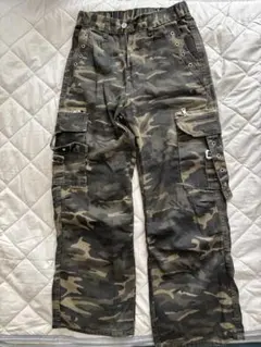 迷彩カーゴパンツ サイドポケット付き