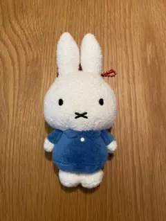 ミッフィー ぬいぐるみのサムネイル