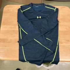 Under Armour 長袖トレーニングシャツ
