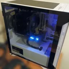 ゲーミングPC　arkhive Ryzen7 9700X　RTX5070