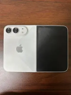 iPhone Duoモック／2026年発売モデル