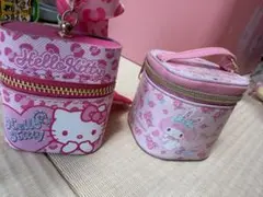 【新品未使用】Hello Kittyとマイメロの2セットチャーム ミニポーチのサムネイル