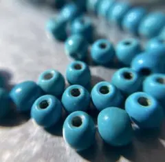 天然石ターコイズ　4ミリ　ラウンドビーズ　（ロンデルタイプ）14個