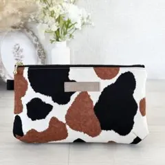 ぷっくりファスナーポーチ　三毛猫柄　20センチファスナー