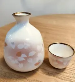 Item thumbnail for item f2e28b9f-ff38-47bb-9950-164ebf73cc2b