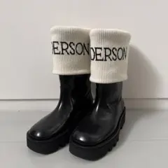 Item thumbnail for item 55635991-8977-463b-819e-5930a6820bdf