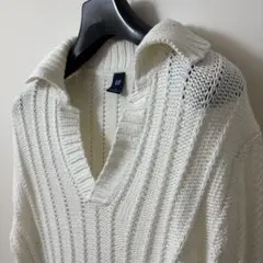GAP ギャップ 襟付き Vネック 袖長 萌えセーター 使用一度 美品 春にも