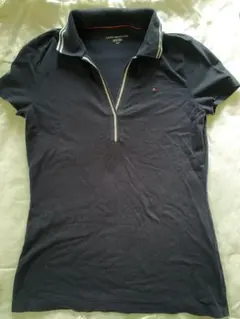 【値下げ】TOMMY HILFIGER レディースポロシャツ　ネイビーS