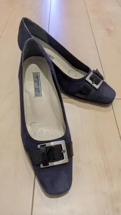 【momo♡様専用】Riz Comfort ネイビー パンプス 23.0cmのサムネイル