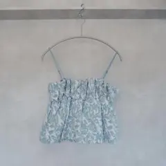 パステルブルーのフリルビスチェ 重ね着に キャミソール 刺繍花柄