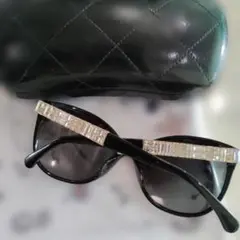 Item thumbnail for item 6cc0eb14-bac0-4bec-b44d-a37179ce30db