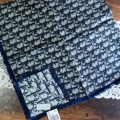 Item thumbnail for item 233eb5e8-c4b4-40e5-b1ab-ff5397967197