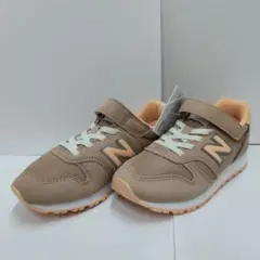 ニューバランス　YV373PM2　18.5㎝　新品未使用 女の子男の子スニーカー