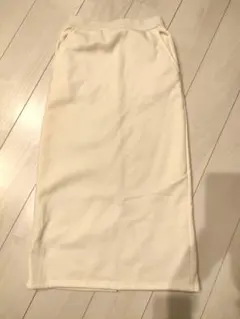 新品未使用　裏ボアあったか　タイトロングスカート スリット入