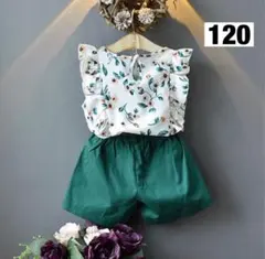 花柄 トップス セットアップ   120ショートパンツ 緑　上下セット ブラウス