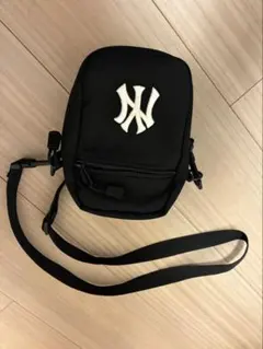 NEW ERA ニューヨークヤンキース ミニショルダーバッグ