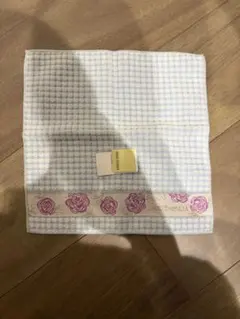 ジュンコシマダ　ハンカチのサムネイル
