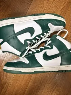 NIKE DUNK HI RETROノーブルグリーン
