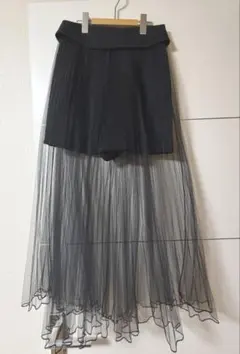 SNIDEL シアープリーツチュールスカショーパン ブラック 1のサムネイル
