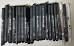 Copic　マルチライナー　黒　グレー　白ペン