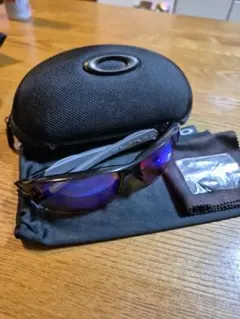 Oakley スポーツサングラス 紫レンズ