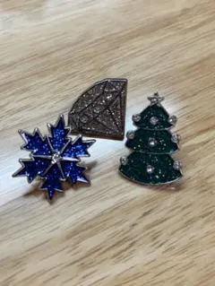 【SWAROVSKI】　ピンバッジセット