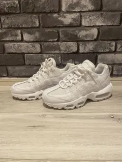 ナイキ エアマックス95 トリプルホワイト W