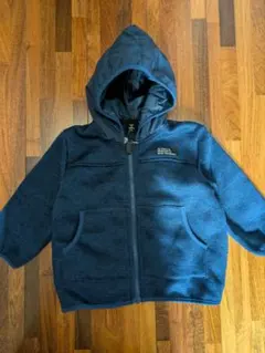 新品未使用　アウター　長袖上着　ジップアップ　トップス 羽織りもの　110サイズ