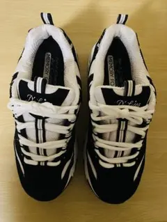 SkechersスニッカーズMemory Foamスニーカー ブラック/ホワイト