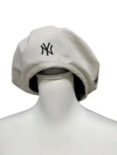 NEW ERA(ニューエラ)MLBニューヨークヤンキーズのロゴ入ベレー帽男女兼用